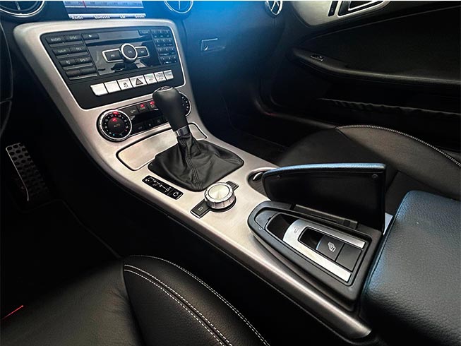 
								MERCEDES BENZ SLK 250 EFFICIENCY full									