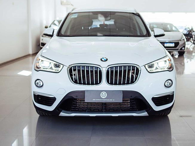 
 X1 25I X-DRIVE full									