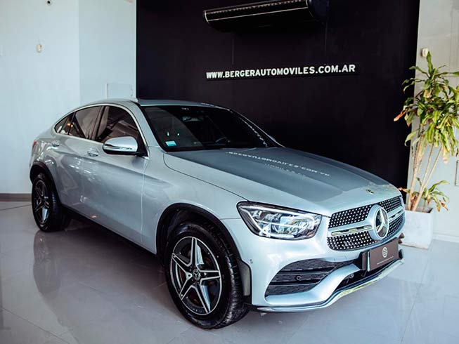 
								GLC300 MATIC COUPE full									