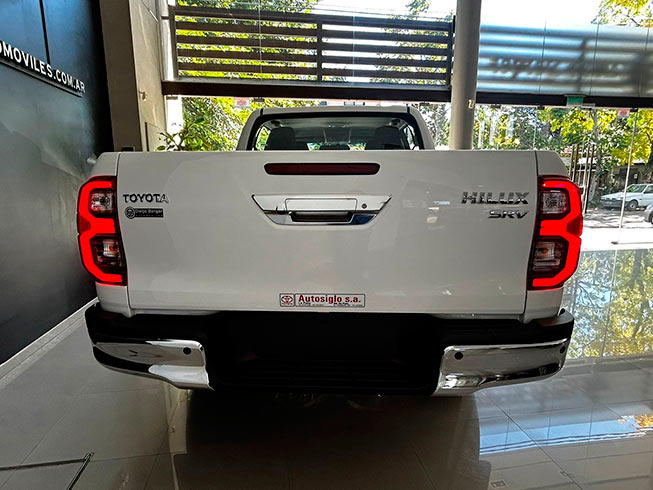 
								HILUX SRV full									
