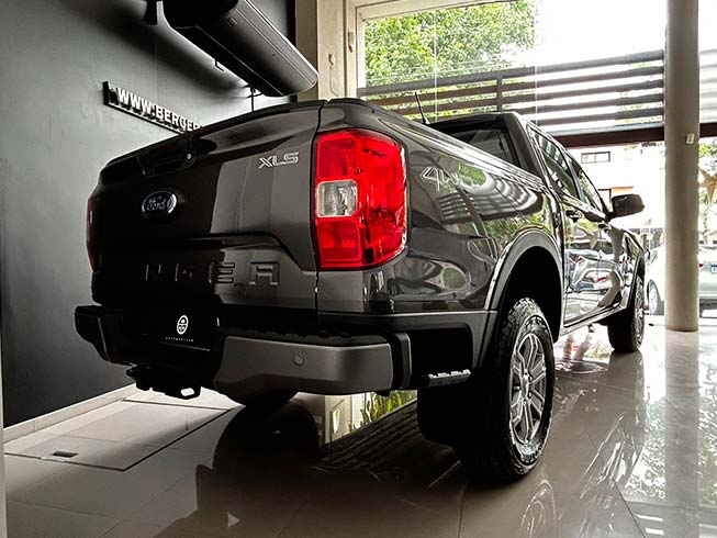 
								RANGER XLS 4WD full									