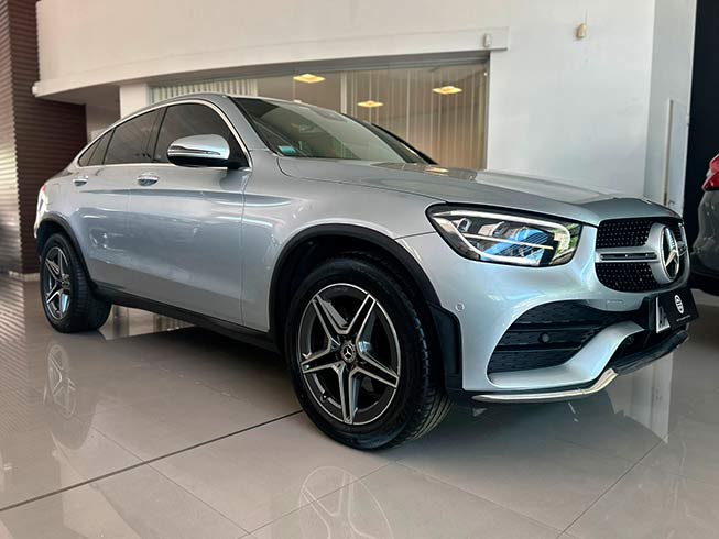 
								GLC300 MATIC COUPE full									