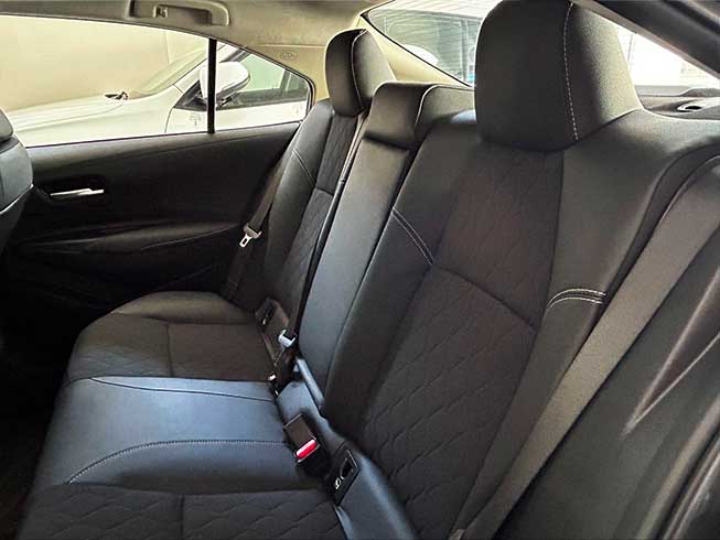 
								COROLLA XEI CVT full									