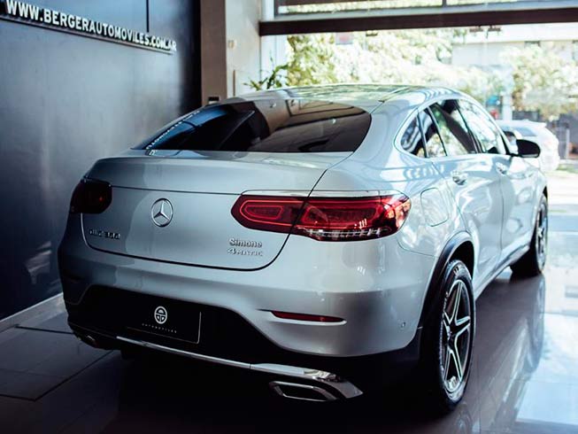 
								GLC300 MATIC COUPE full									
