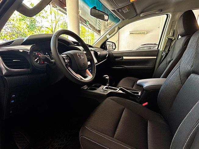 
								HILUX SRV full									