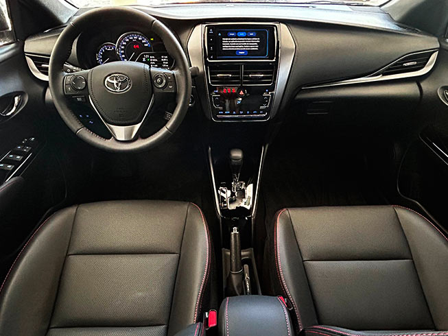 
								YARIS S full									