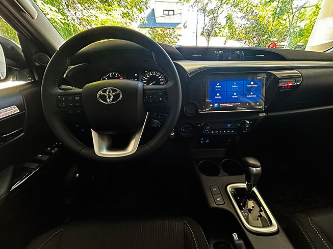 
								HILUX SRV full									