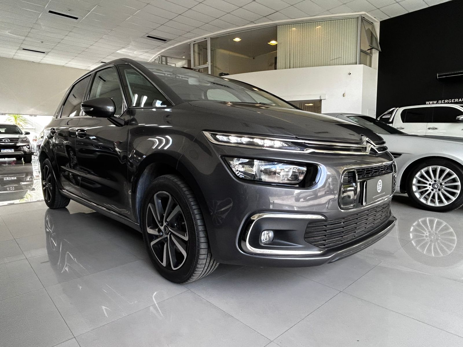 
								C4 PICASSO full									