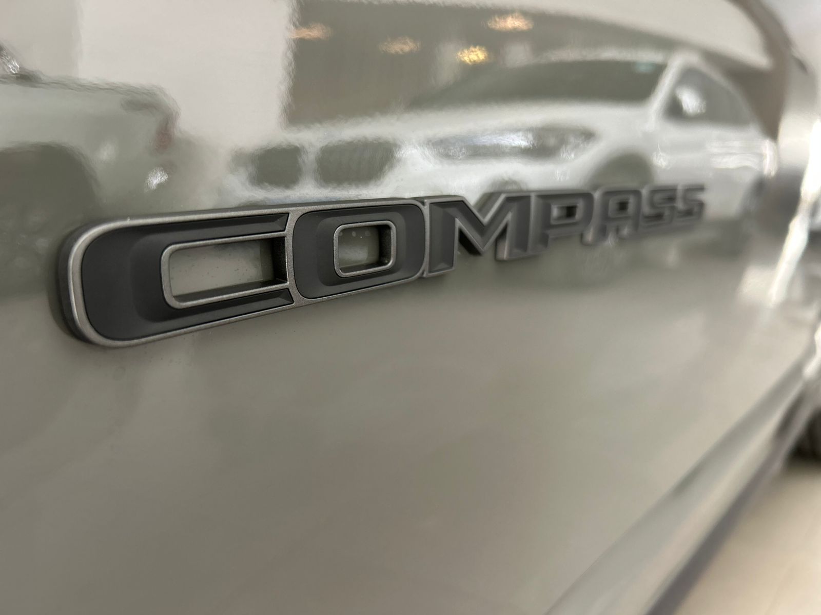 
								COMPASS SERIE S T270 full									