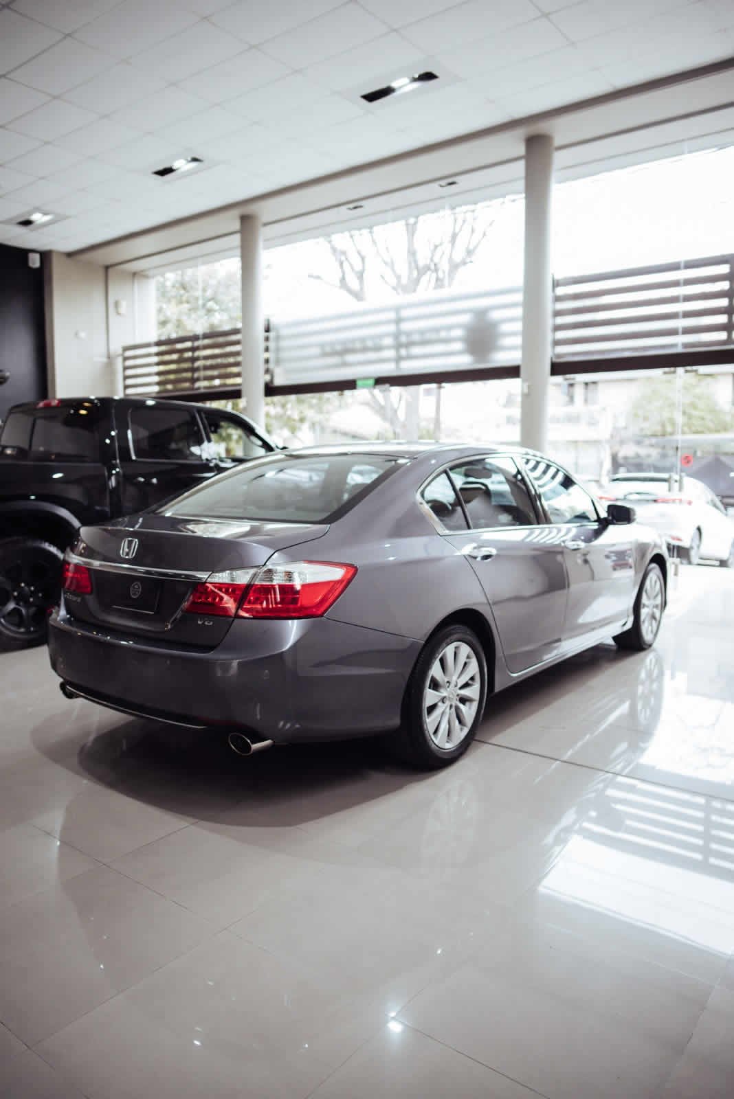 
 HONDA ACCORD 3.5 V6 2013 95000km full									