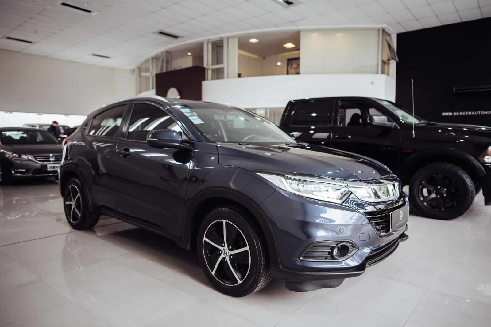 
 HONDA HRV EXL CVT 2020 88000km full									