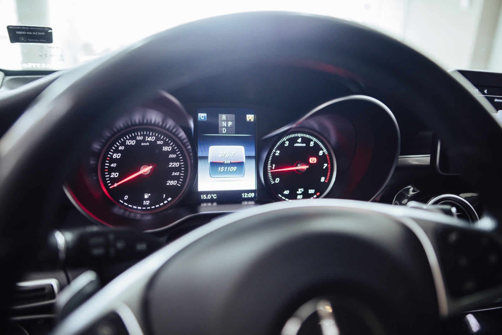
 MERCEDES BENZ GLC 300 4 MATIC 2018 151000km full									