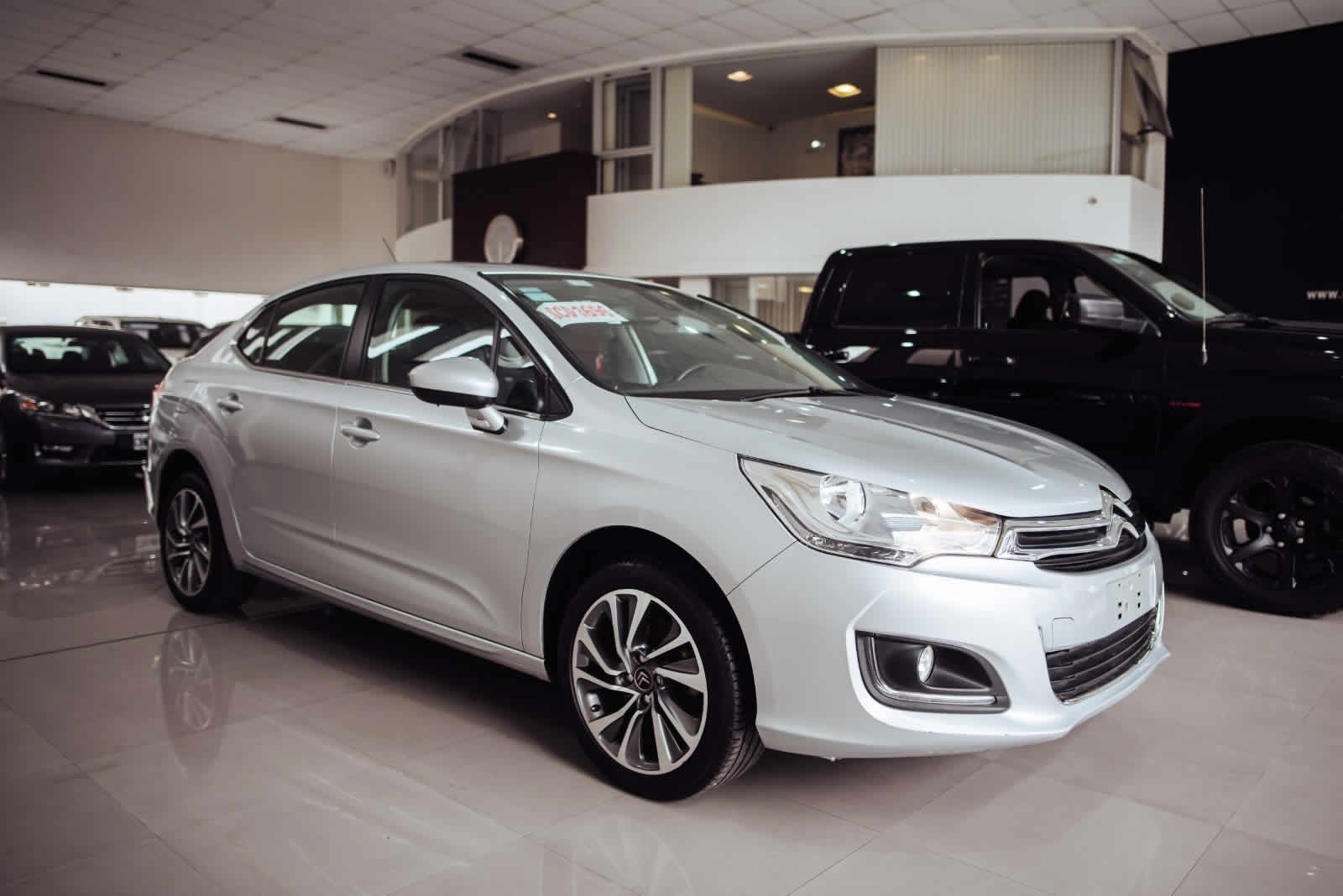 
 CITROEN C4 LOUNGE THP 2017 53000km full									