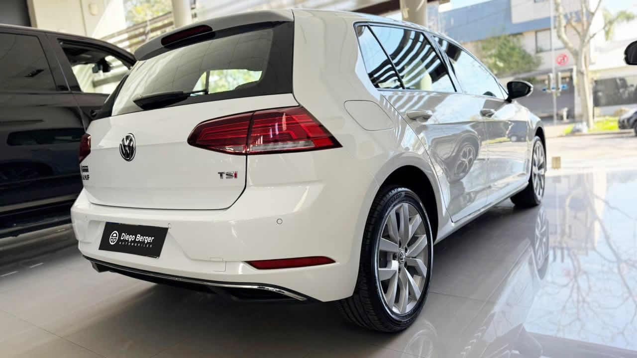 
 Golf Comfortline 1.4T AT 2019 64000km full									