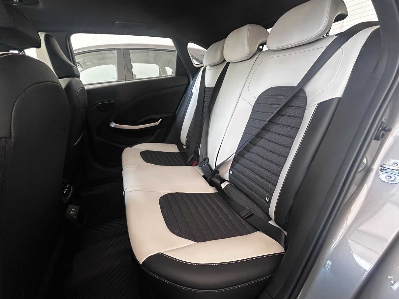 
 Kia K3 Cross 1.6 Gt Line At full									