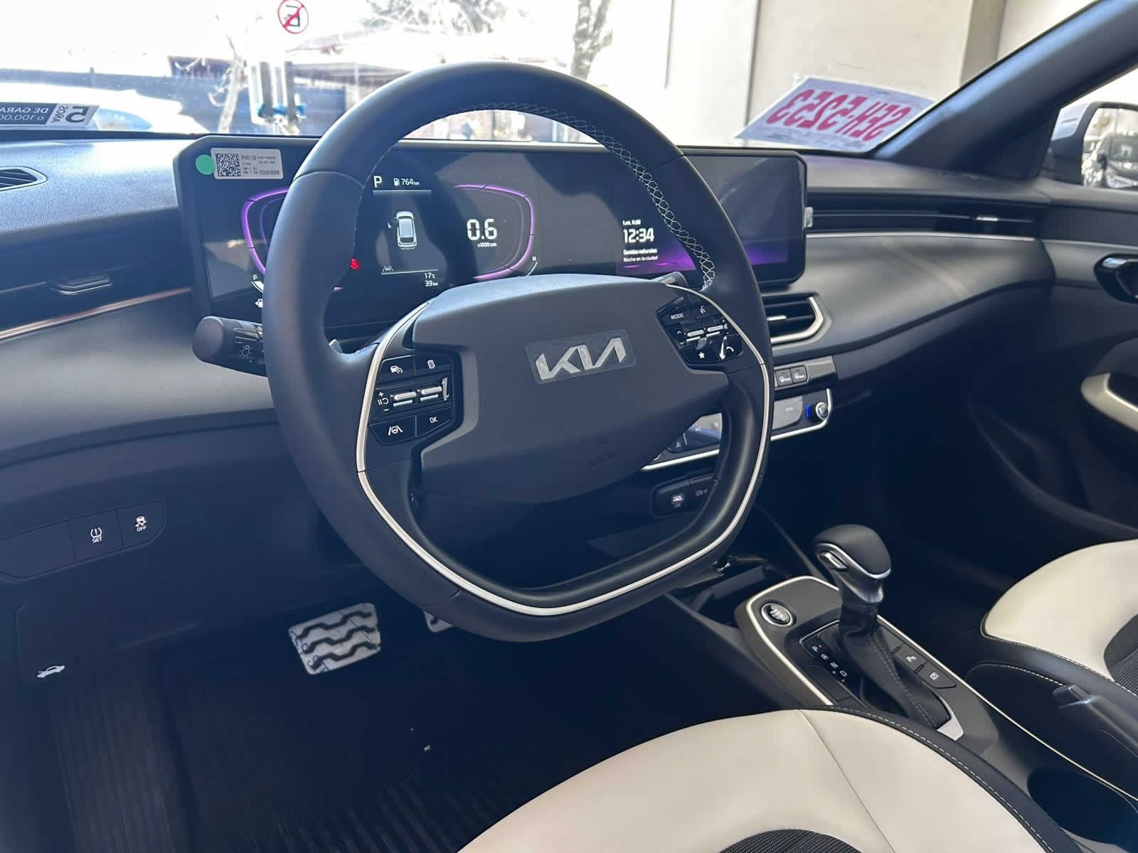
 Kia K3 Cross 1.6 Gt Line At full									