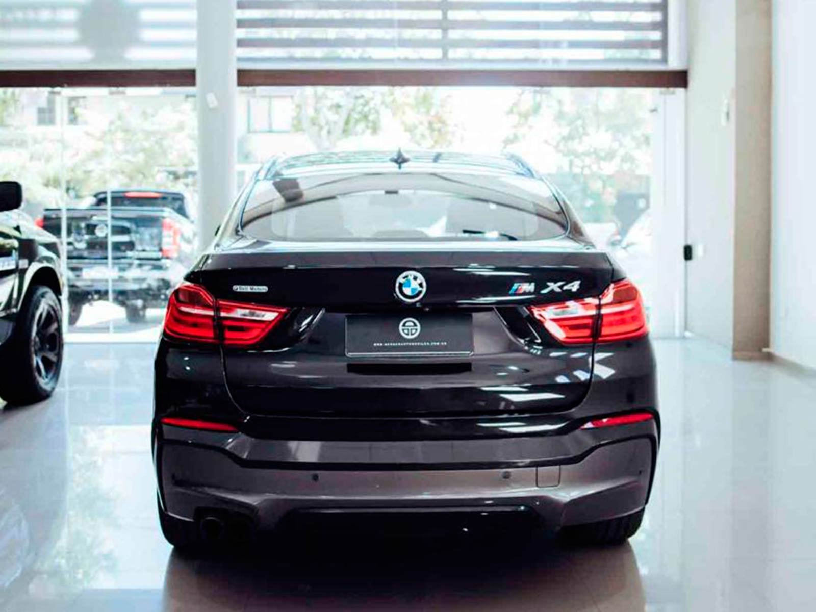 
 BMW X4 35i 2019 xdrive 70000 km full									