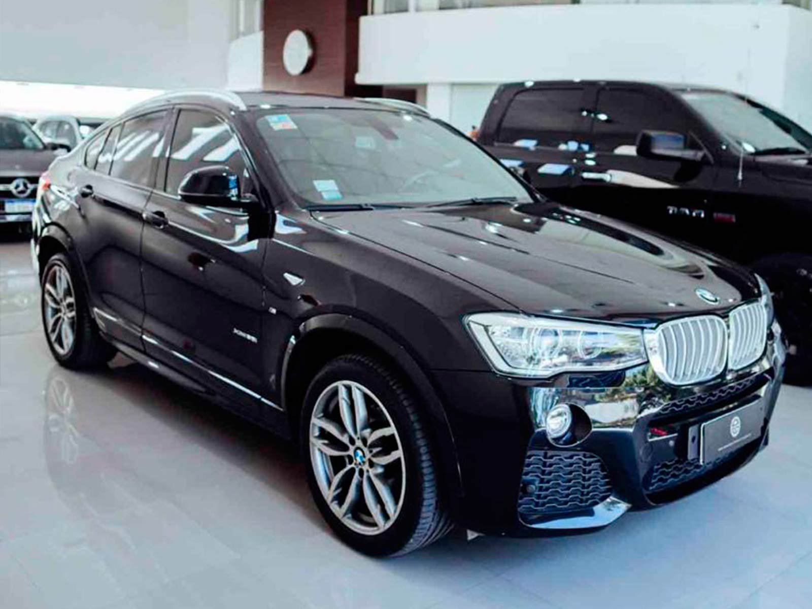 
 BMW X4 35i 2019 xdrive 70000 km full									