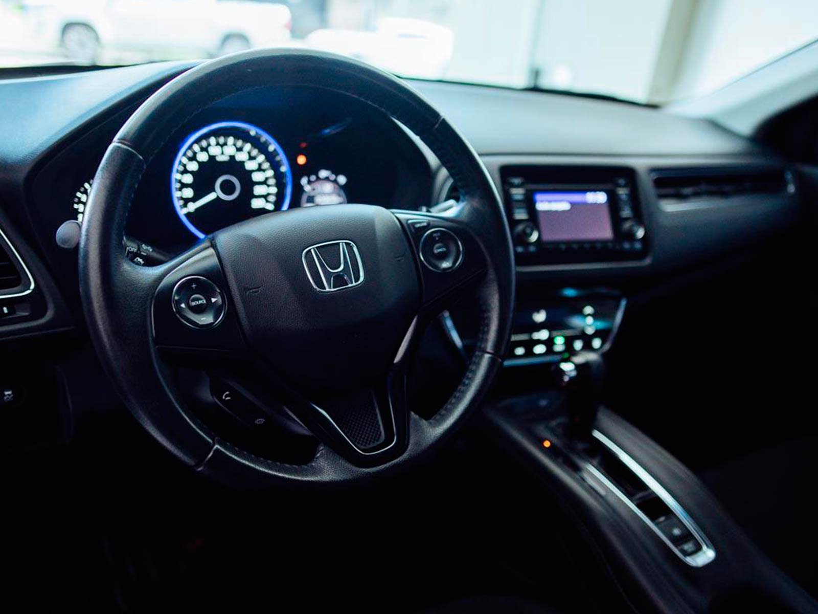 
 Honda HRV EX 2017 55000 km full									