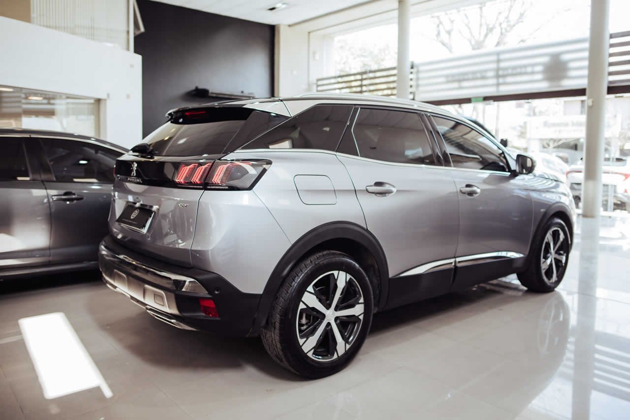 
 PEUGEOT 3008 GT LINE 1.6 THP 2022 12000km full									