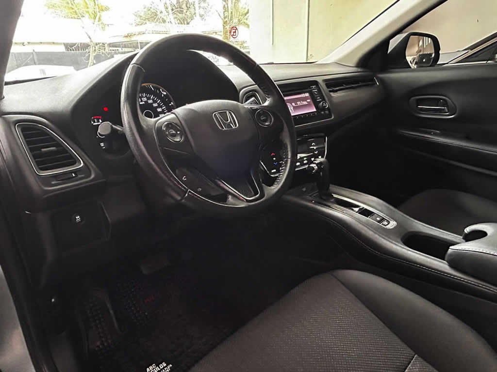 
 Honda HRV EX 2017 126000km full									