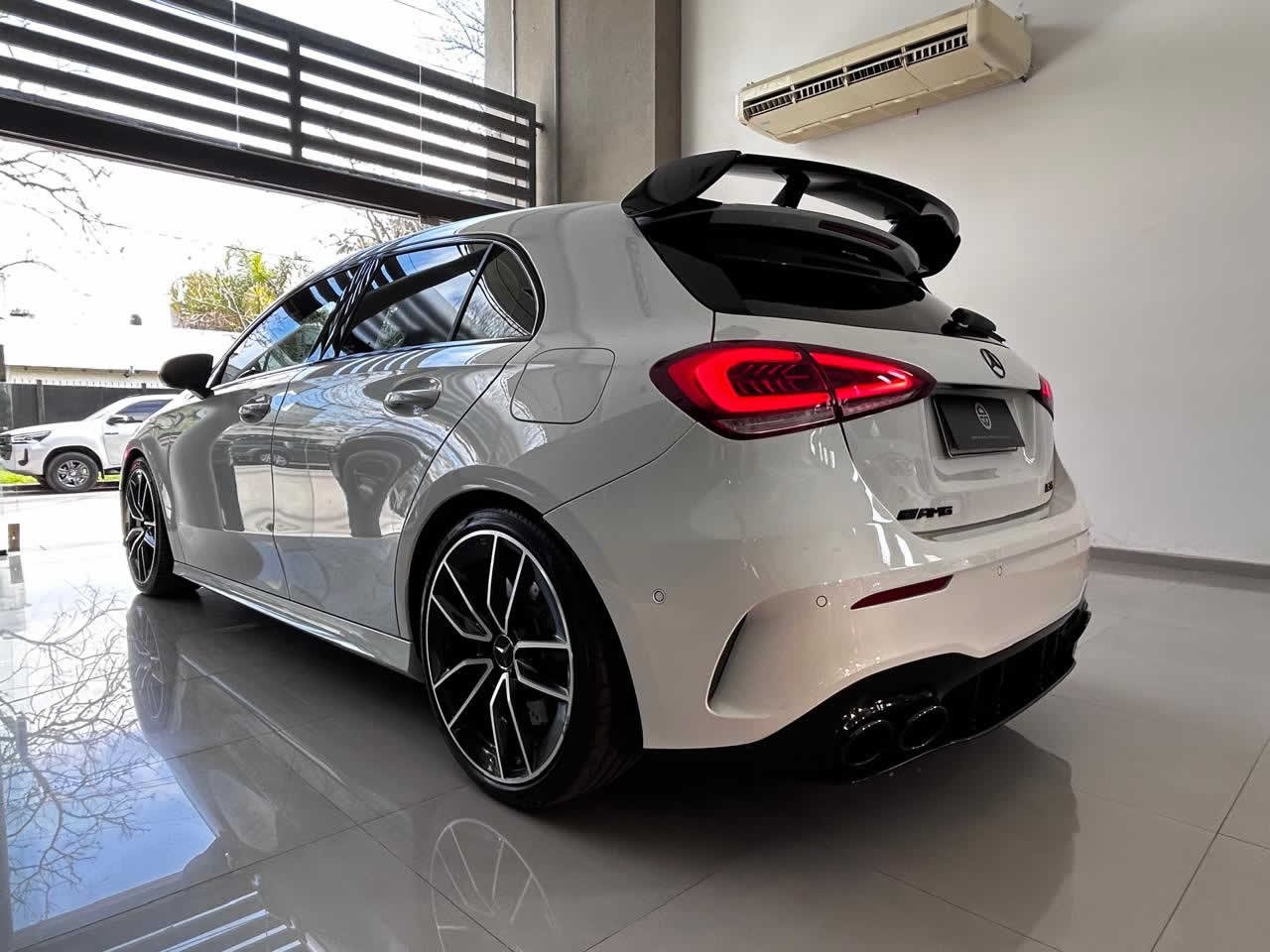 
 Mercedes Benz clase A 1.6 A35 4 matic 306 CV 5p 2022 66000km full									