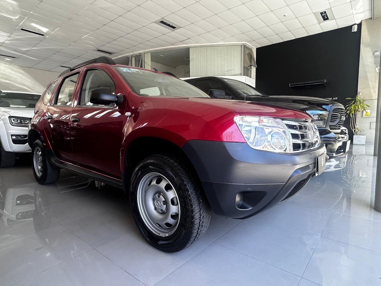 
 Renault Duster Confort 4×2 1.6 2014 125000km full									