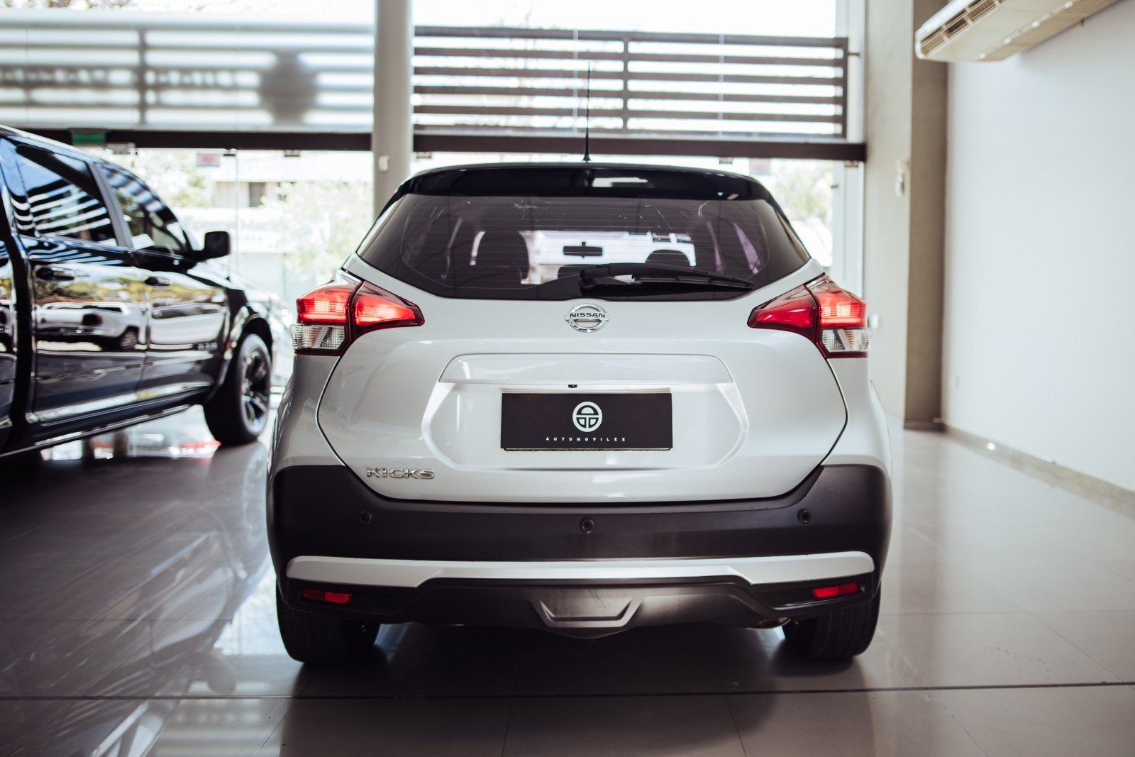 
 NISSAN KICKS EXCLUSIVE 2021 75000km full									