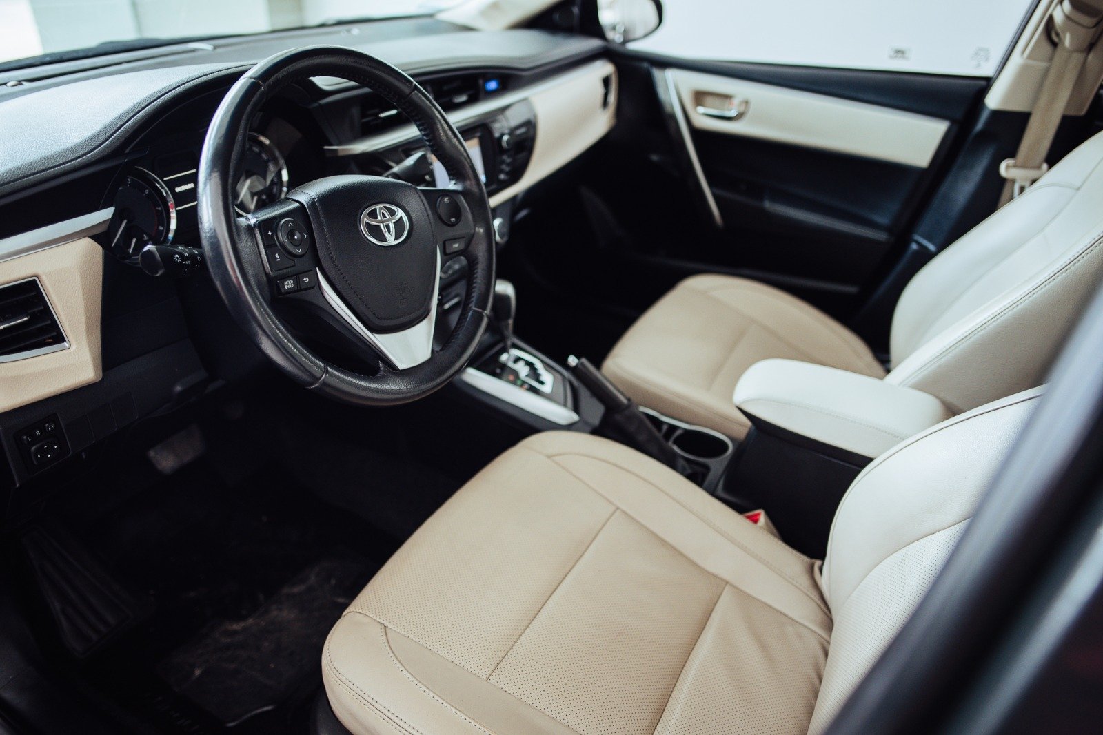 
 TOYOTA COROLLA SEG CVT 2017 120.000Km full									