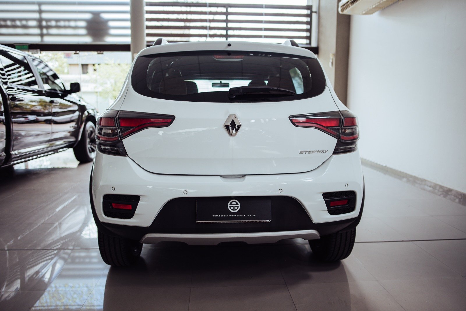 
 RENAULT SANDERO STEPWAY INTENSE 2022 – 110.000km full									