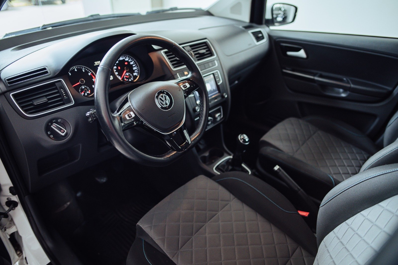 
 VOLKSWAGEN SURAN 2018 HIGHLINE 2018 – 130.000km full									