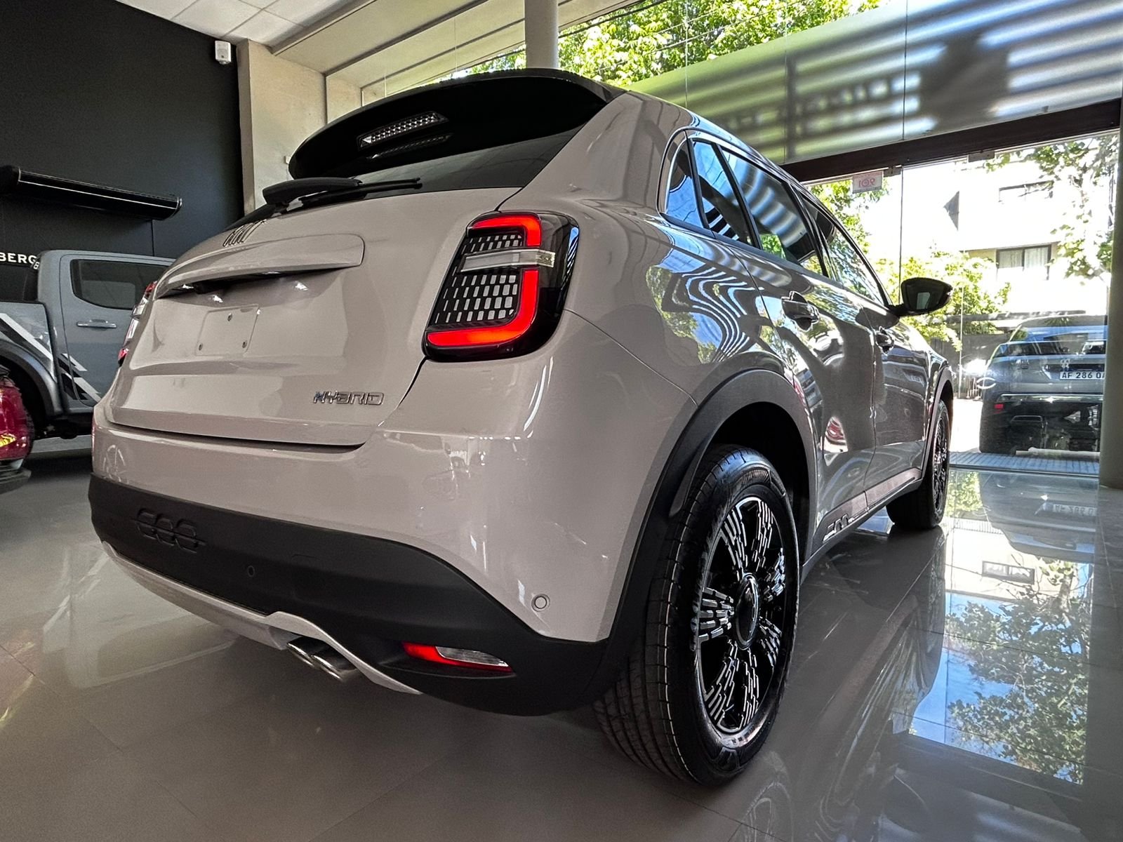 
 Fiat 600 hibrido 2025 full									