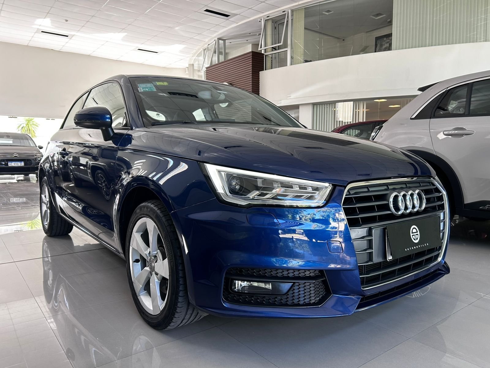 
 Audi A1 2018 1.4 TF SI stronic 125 CV 71000km full									