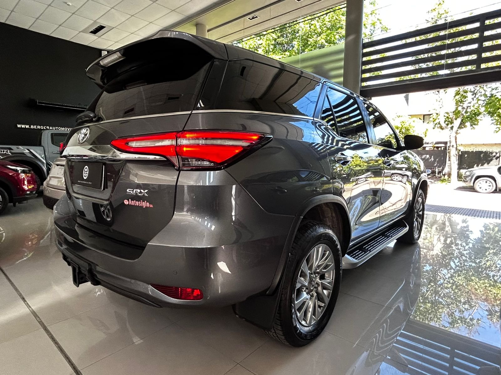 
 Toyota SW4 2.8 srx 204cv 4×4 7a AT 122000 km línea nueva full									