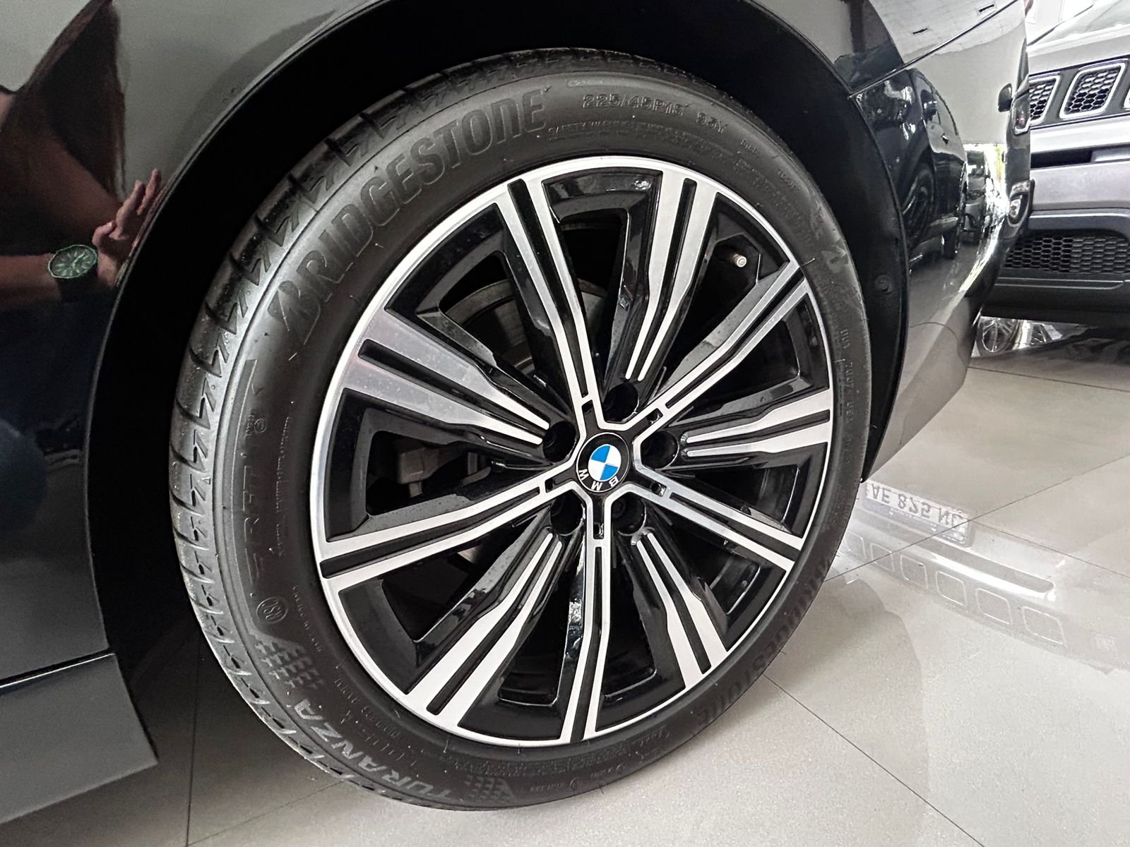 
 BMW 220 2024 4500km full									