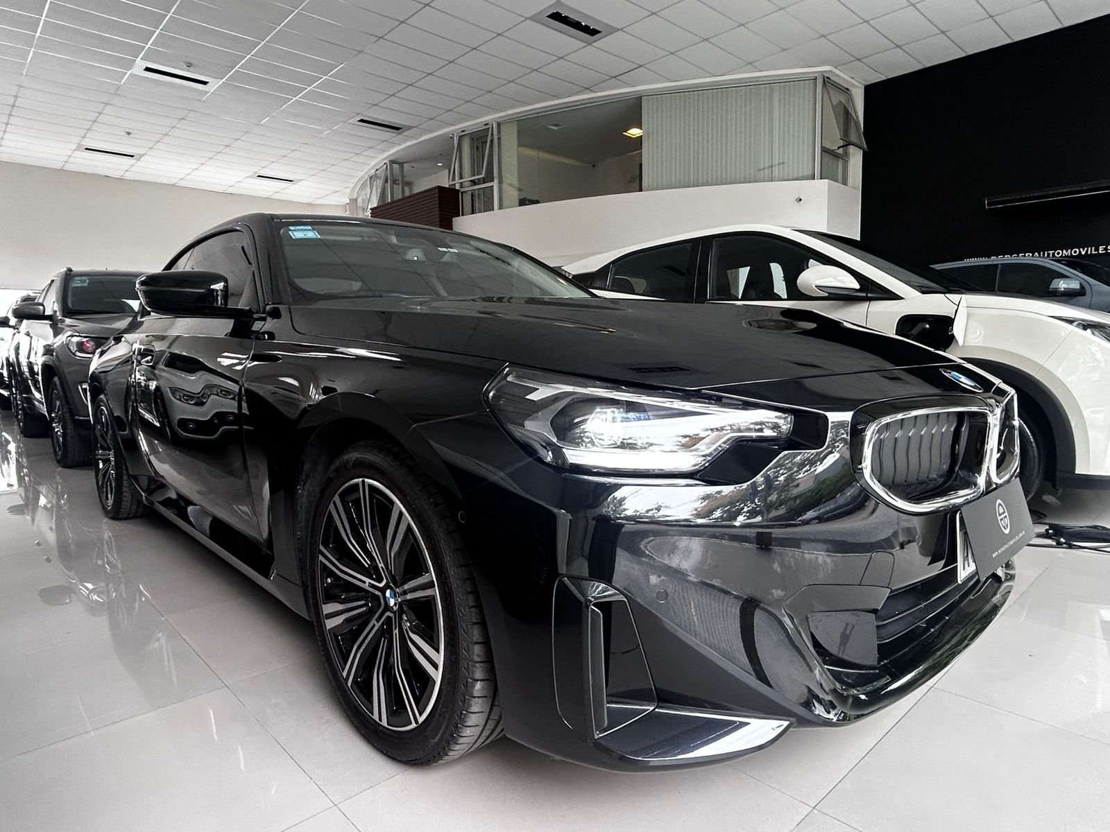 
 BMW 220 2024 4500km full									