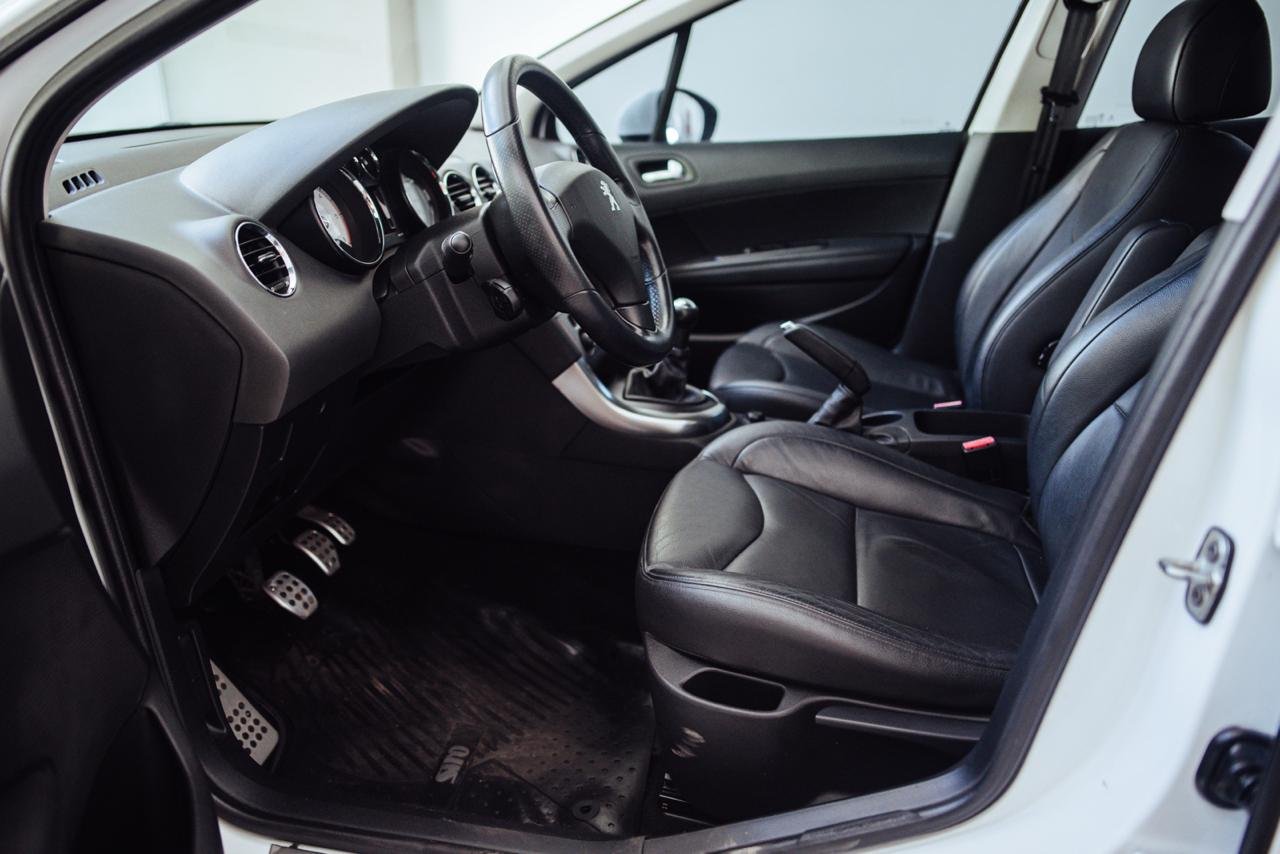 
 Peugeot 308 HDI 1.6 2012 120000km full									