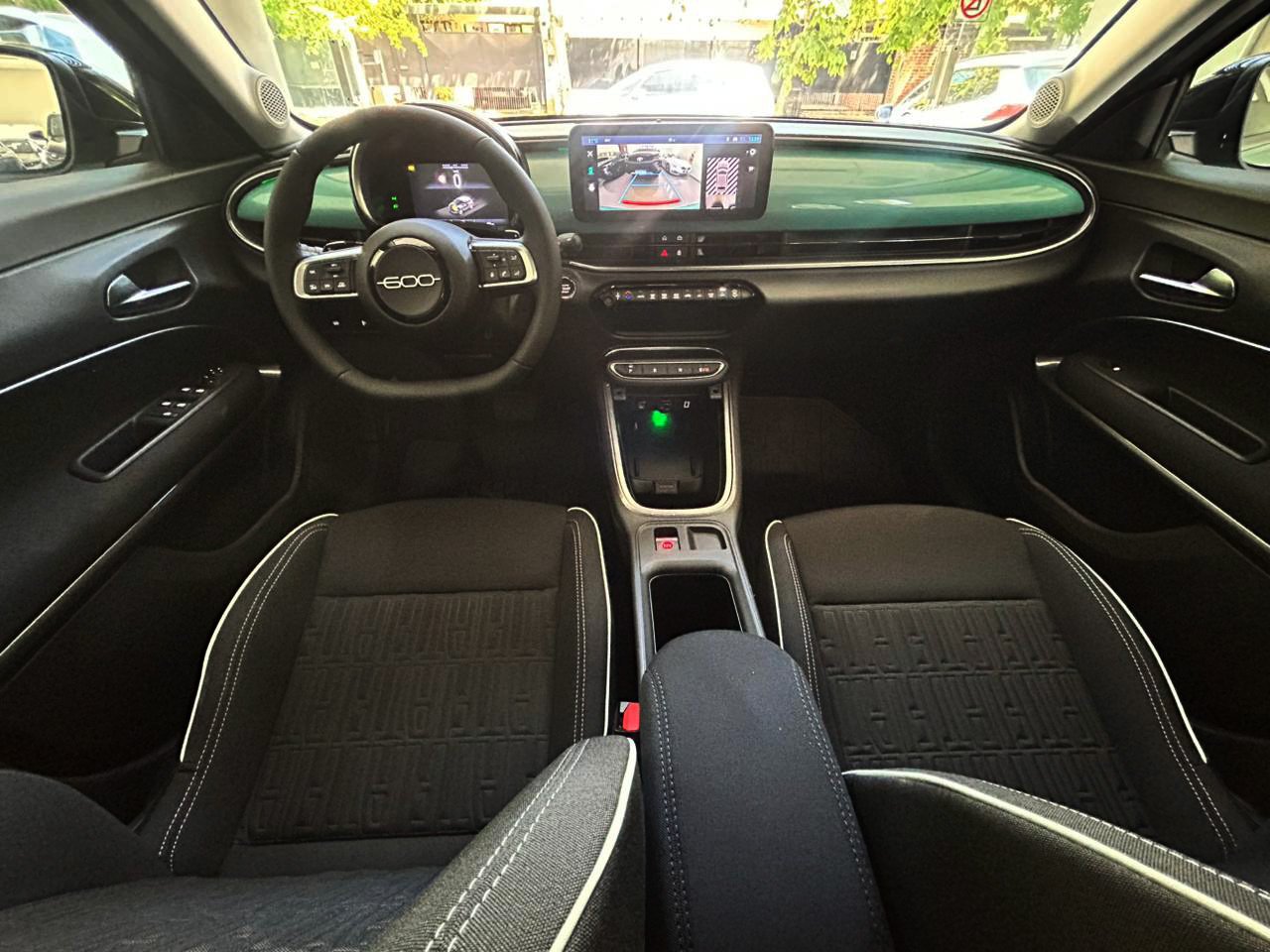 
 Fiat 600 hibrido 2026 full									