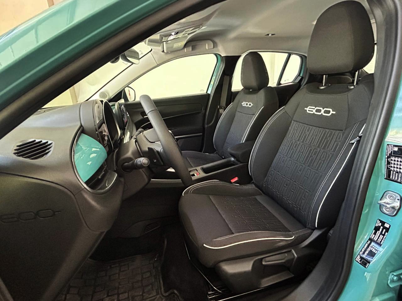 
 Fiat 600 hibrido 2026 full									