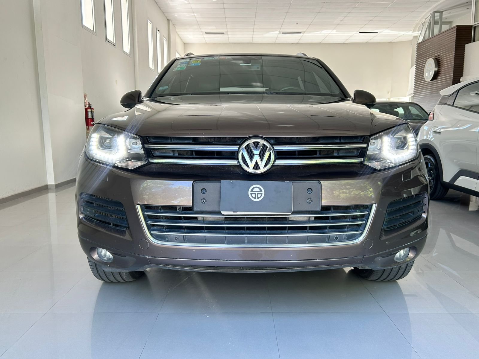 
 Volkswagen Touareg full									