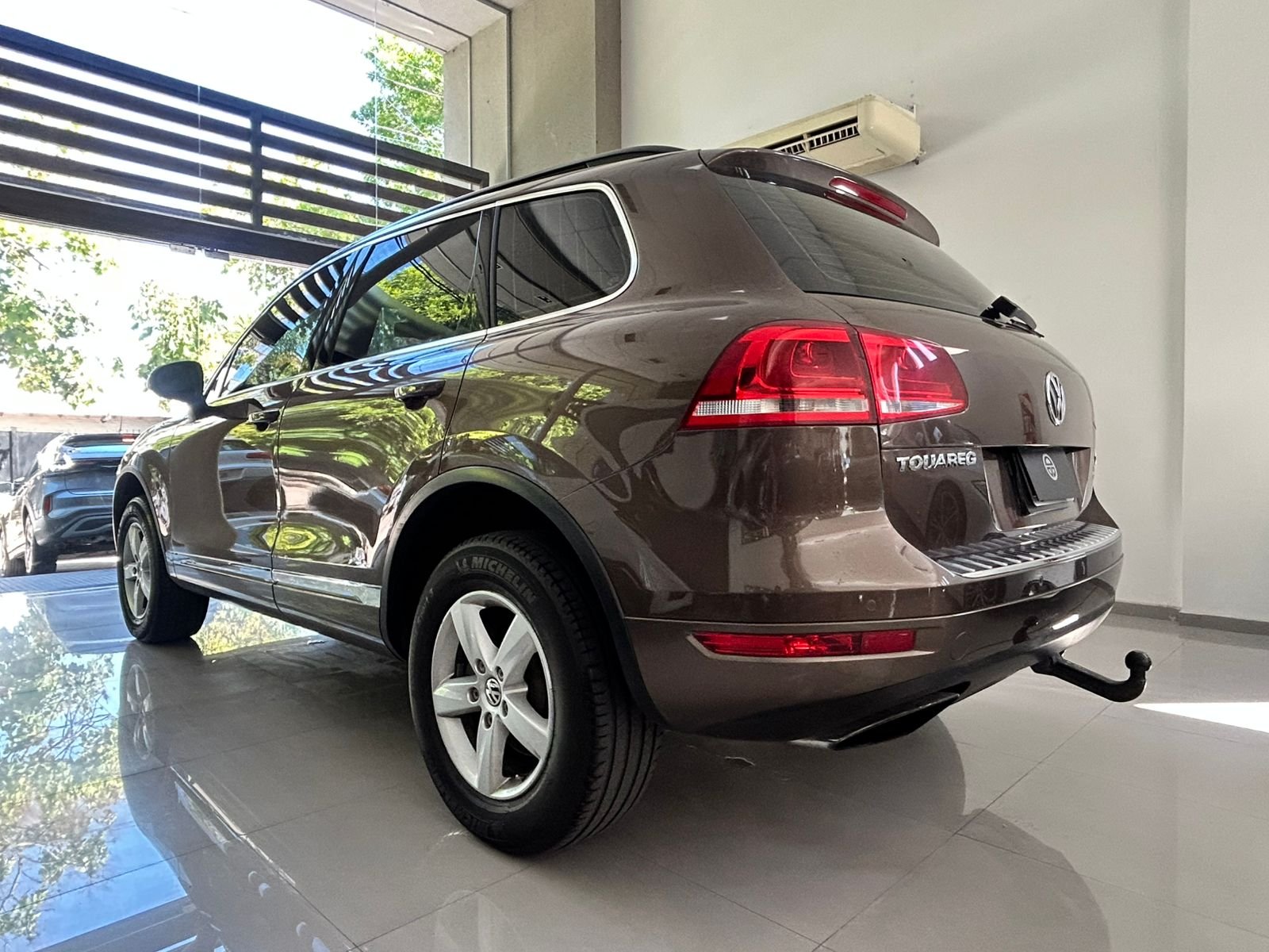 
 Volkswagen Touareg full									