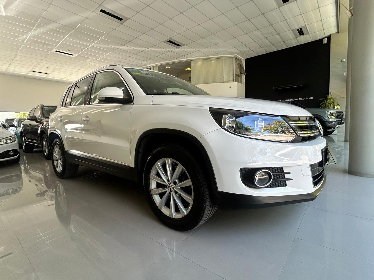
 Volkswagen Tiguan full									
