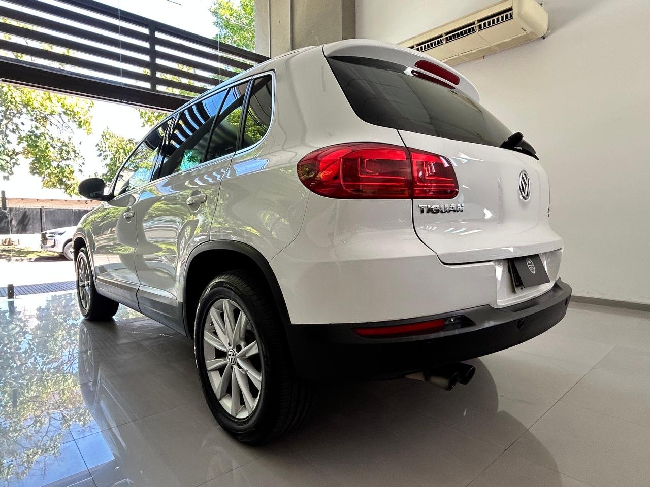 
 Volkswagen Tiguan full									