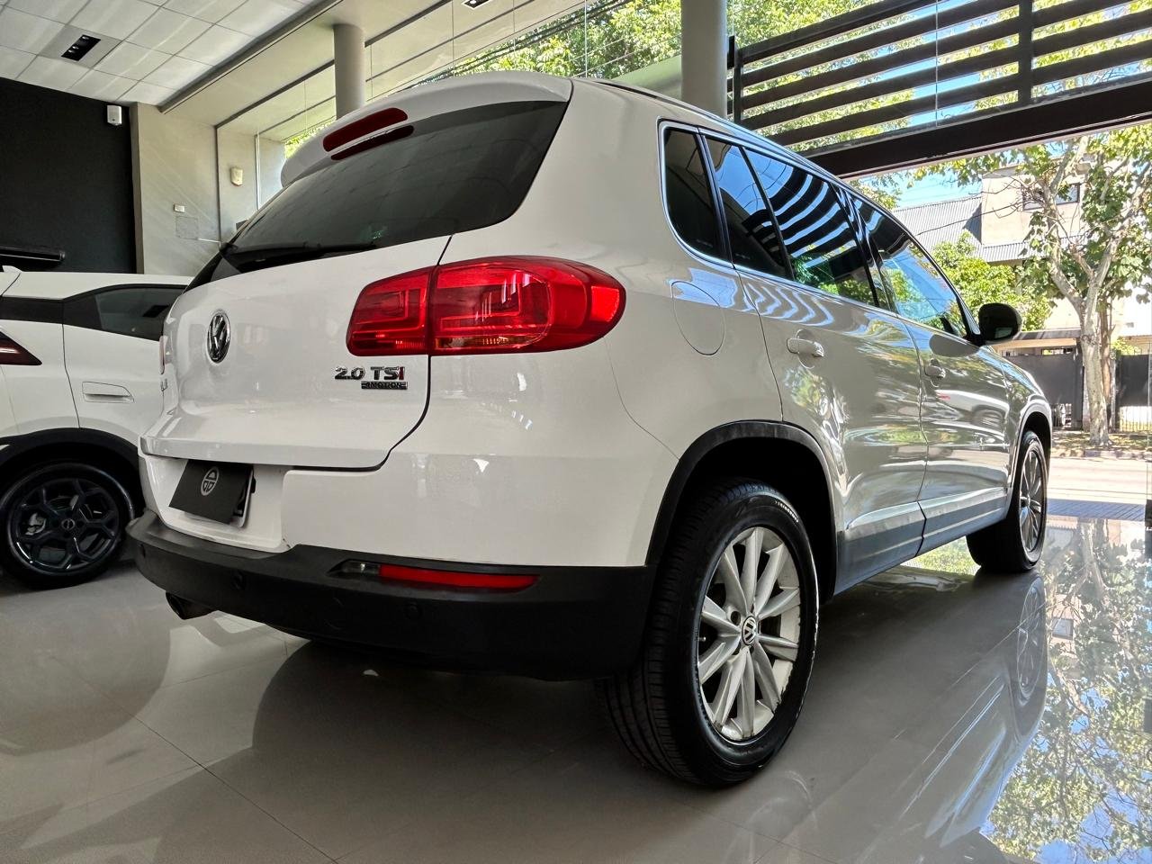
 Volkswagen Tiguan full									