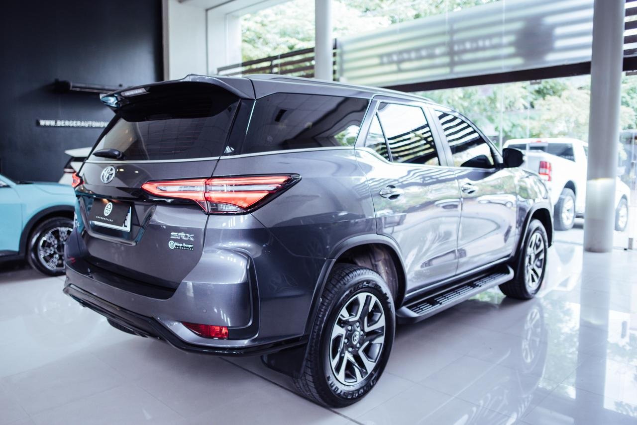 
 TOYOTA SW4 SRX AT full									