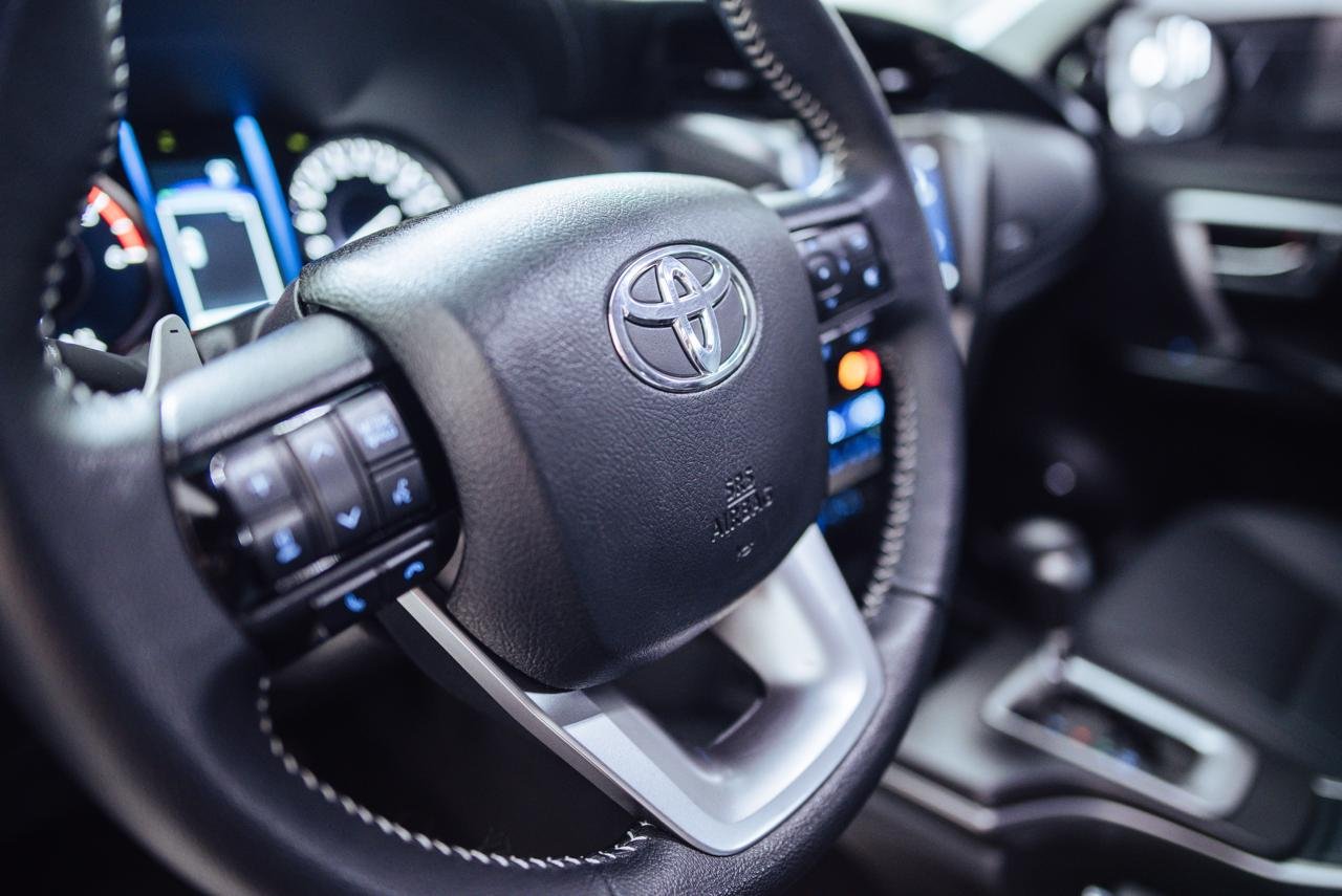 
 TOYOTA SW4 SRX AT full									