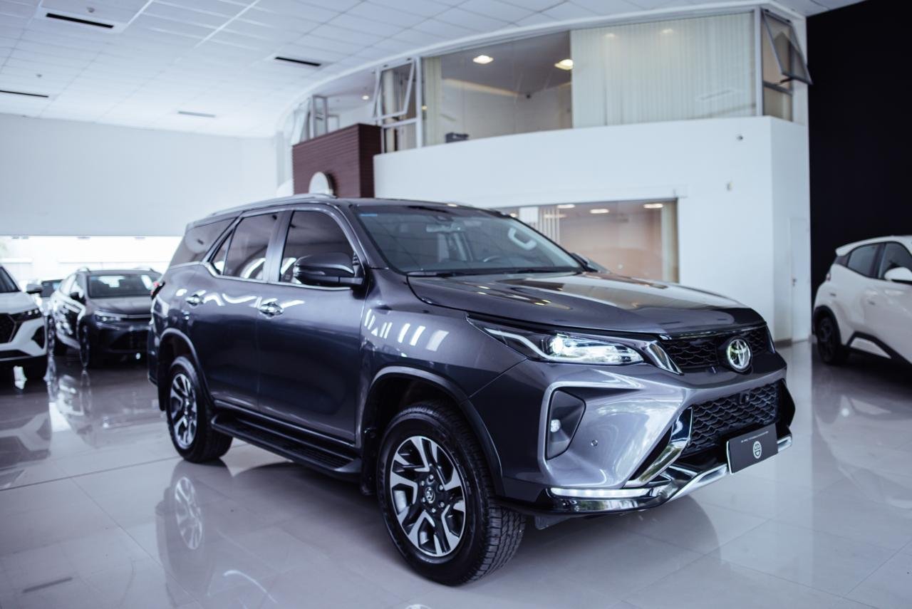 
 TOYOTA SW4 SRX AT full									