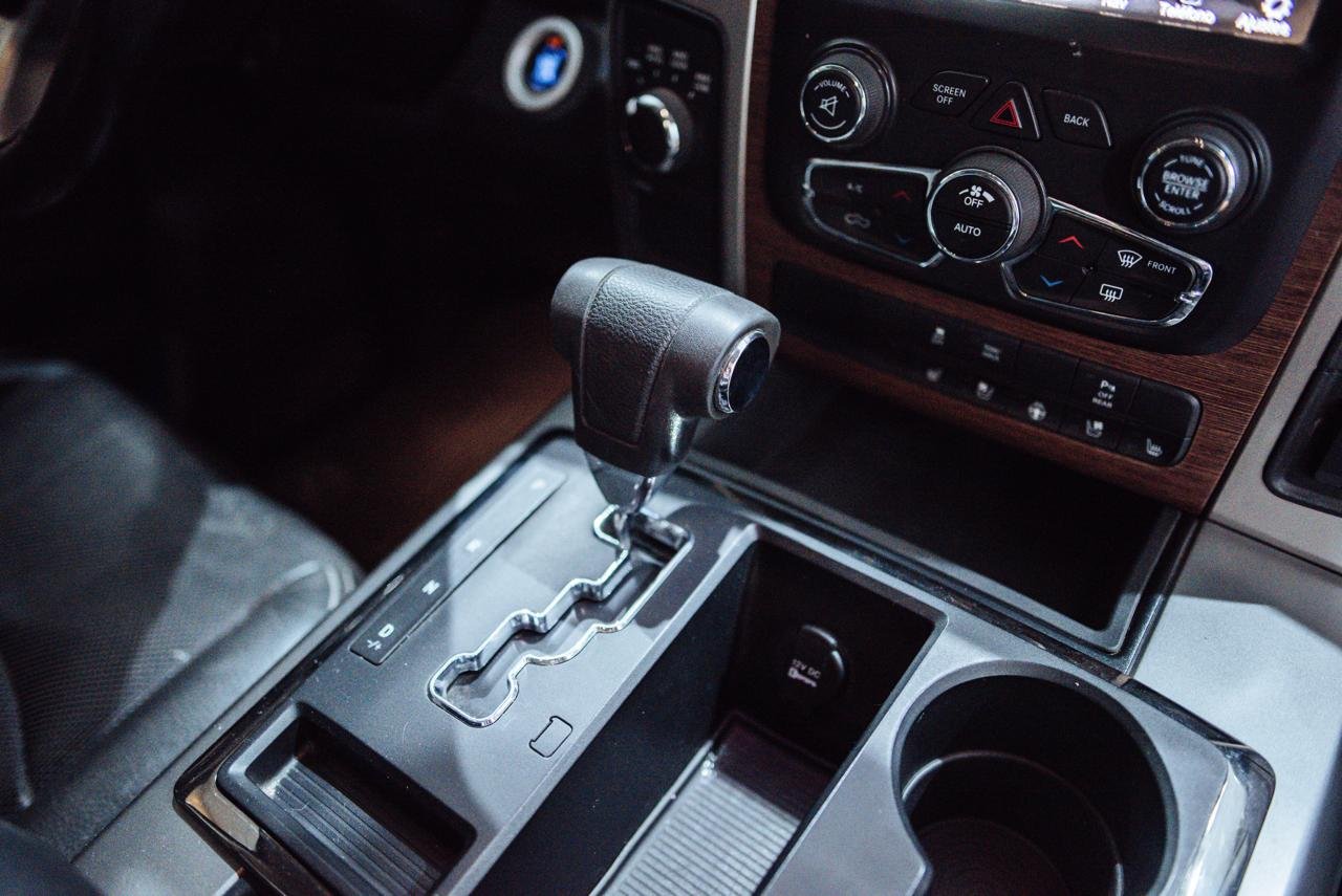 
 RAM LARAMIE  2015 full									