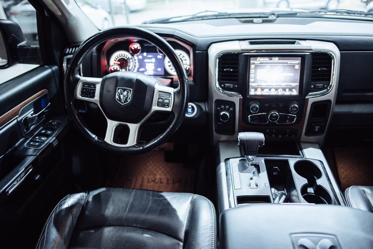 
 RAM LARAMIE  2015 full									