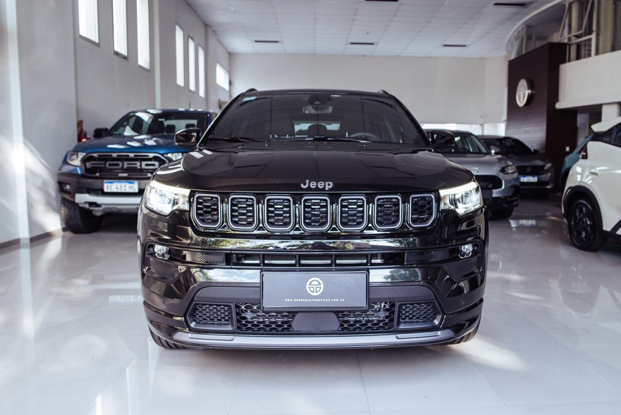 
 JEEP COMPASS S1.3 T 270 880 km 2025 full									